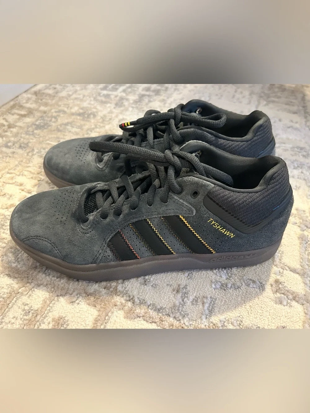Adidas Tyshawn Jones Remastered Carbon Suede Shoes Male Size 7.5